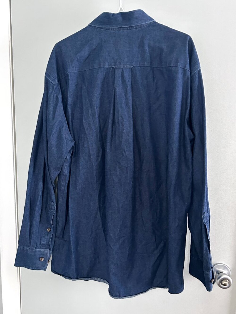 Vintage Orvis Chambray Button Down Shirt Made in Hong Kong 100% Cotton L - Picture 3 of 8